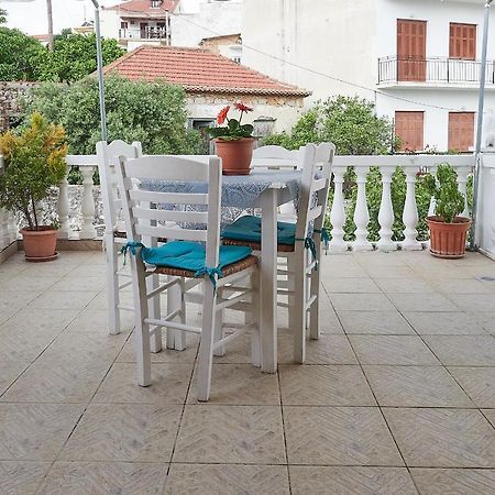 Alexis'S House Apartment Pylos Exterior photo