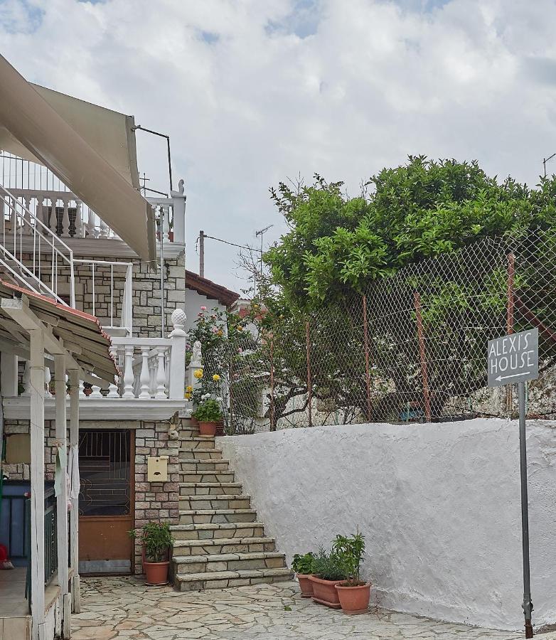 Alexis'S House Apartment Pylos Exterior photo