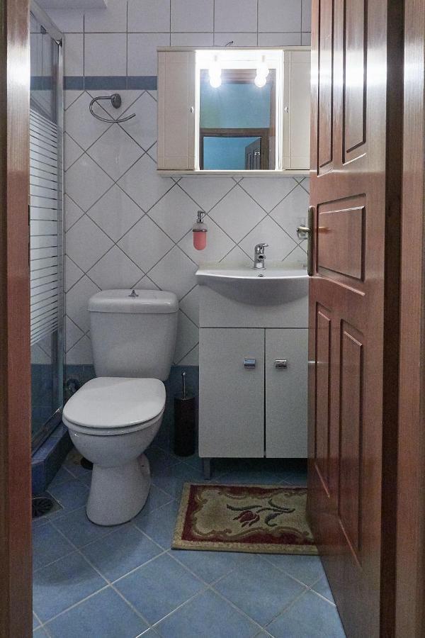 Alexis'S House Apartment Pylos Exterior photo